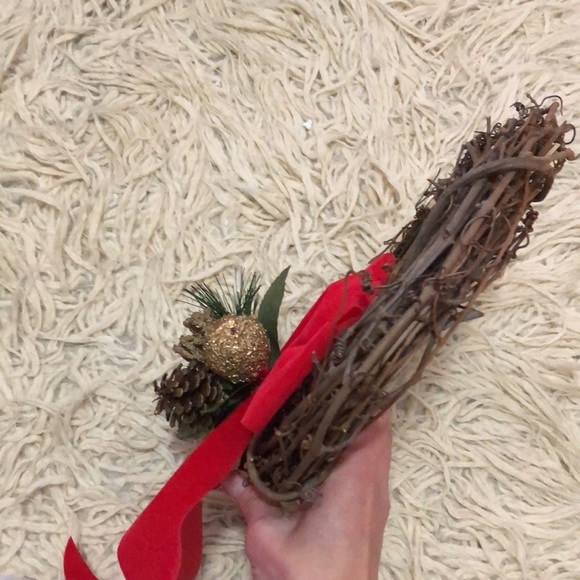 Grape Vine Wreath-12in Diameter-EUC - Picture 9 of 10